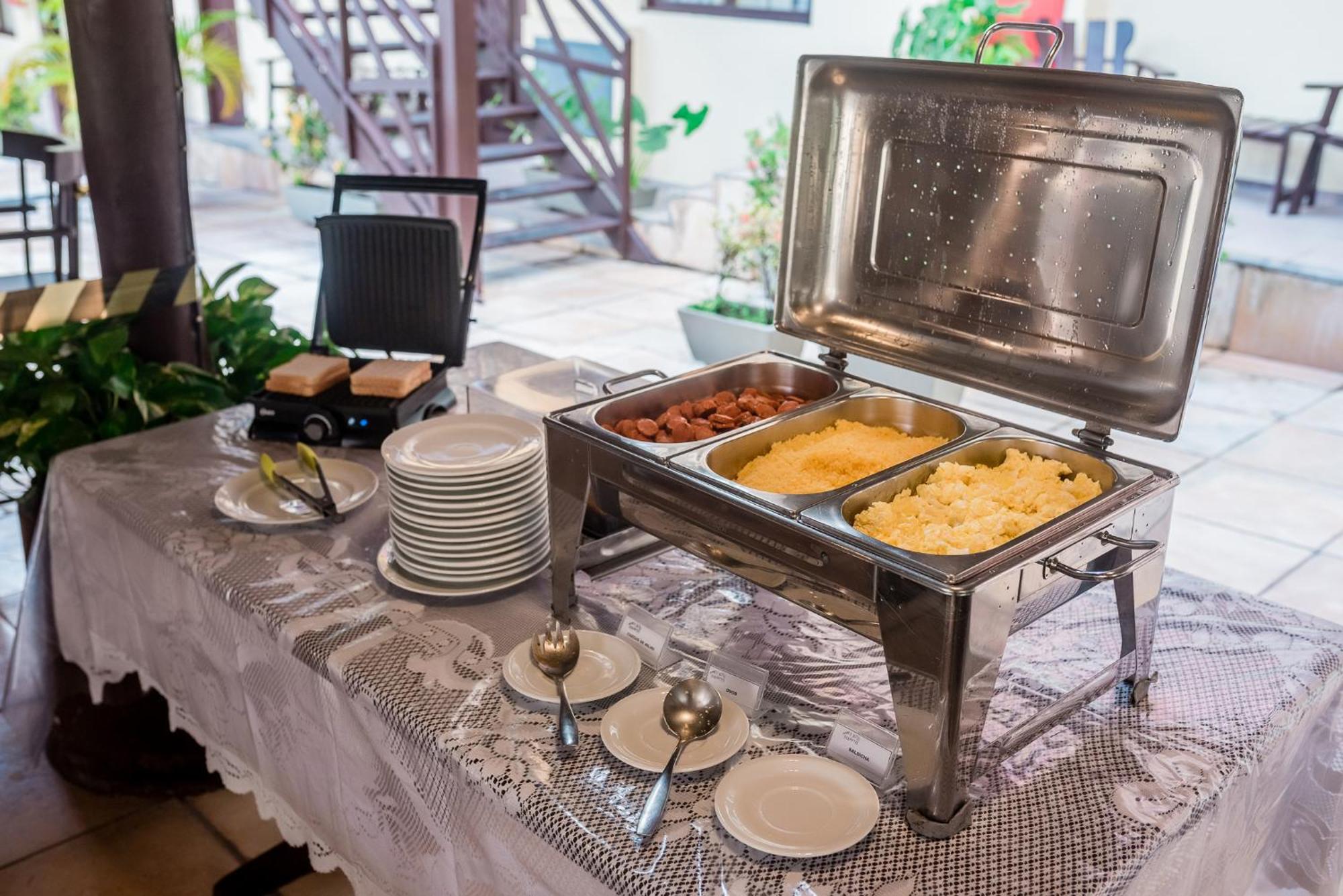 Serantes 公寓式飯店